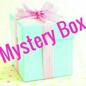 Mystery box, nwt
